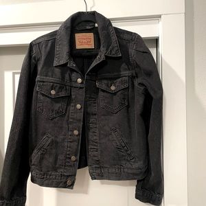 Levi’s Women’s  Trucker Denim Jacket